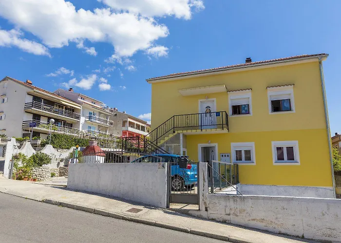 Hundefreundliches Mit Bbq, Privatem Balkon Und Nur 700 Meter Zum