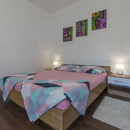 Apartment Hundefreundliches Mit Bbq, Privatem Balkon Und Nur 700 Meter Zum *