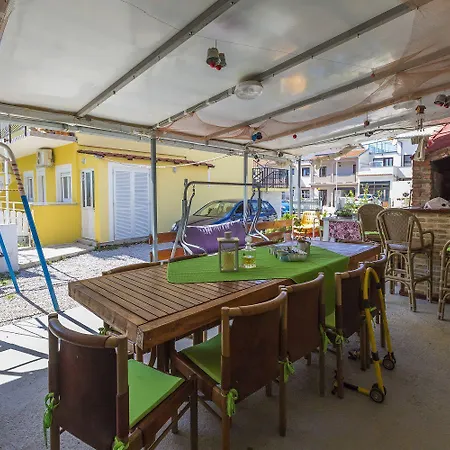 Hundefreundliches Mit Bbq, Privatem Balkon Und Nur 700 Meter Zum * Crikvenica