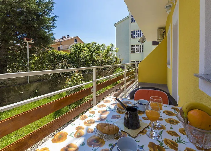 Hundefreundliches Mit Bbq, Privatem Balkon Und Nur 700 Meter Zum Apartman
